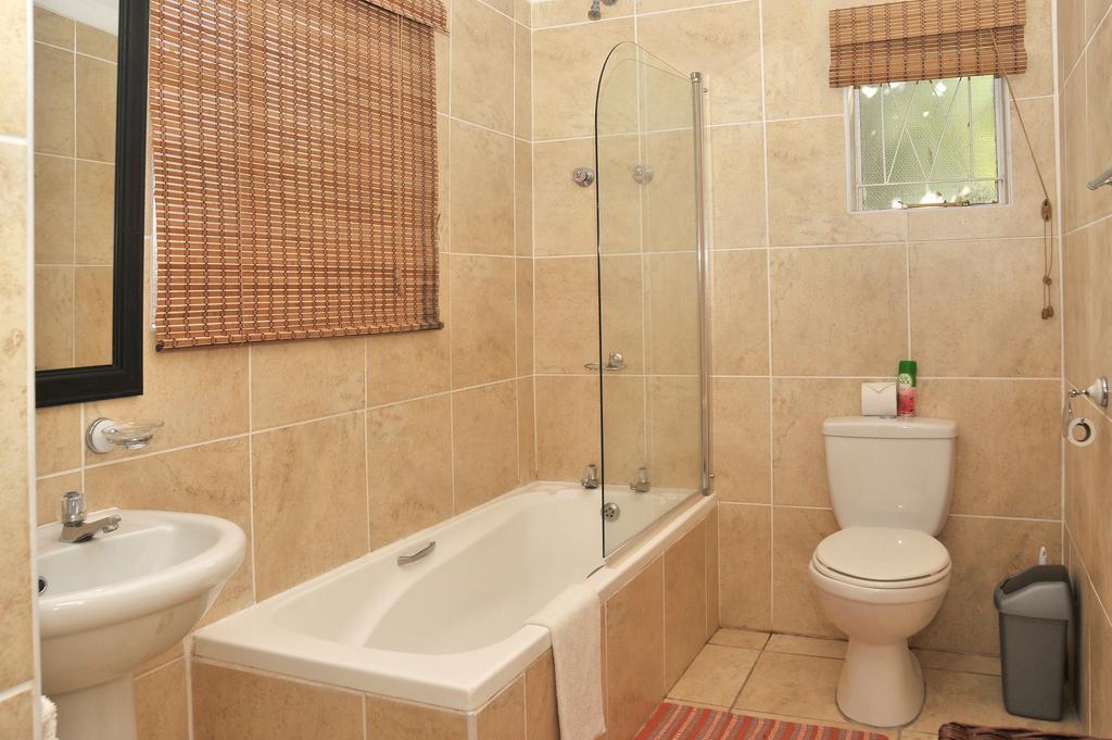 African Aquila Guest Lodge Glendinningvale 部屋 写真