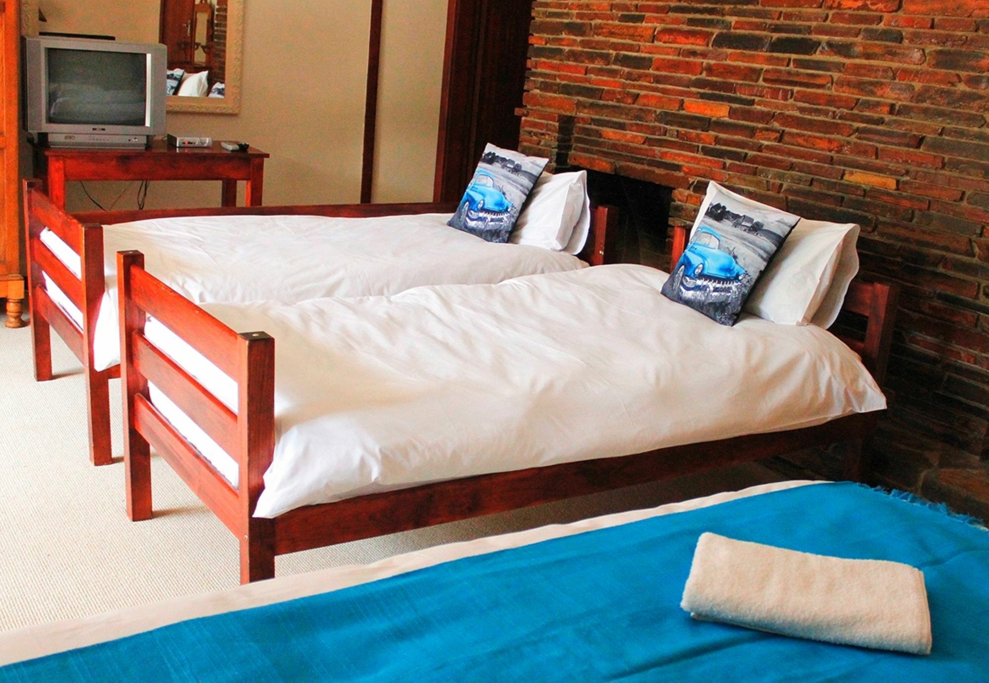 African Aquila Guest Lodge Glendinningvale エクステリア 写真