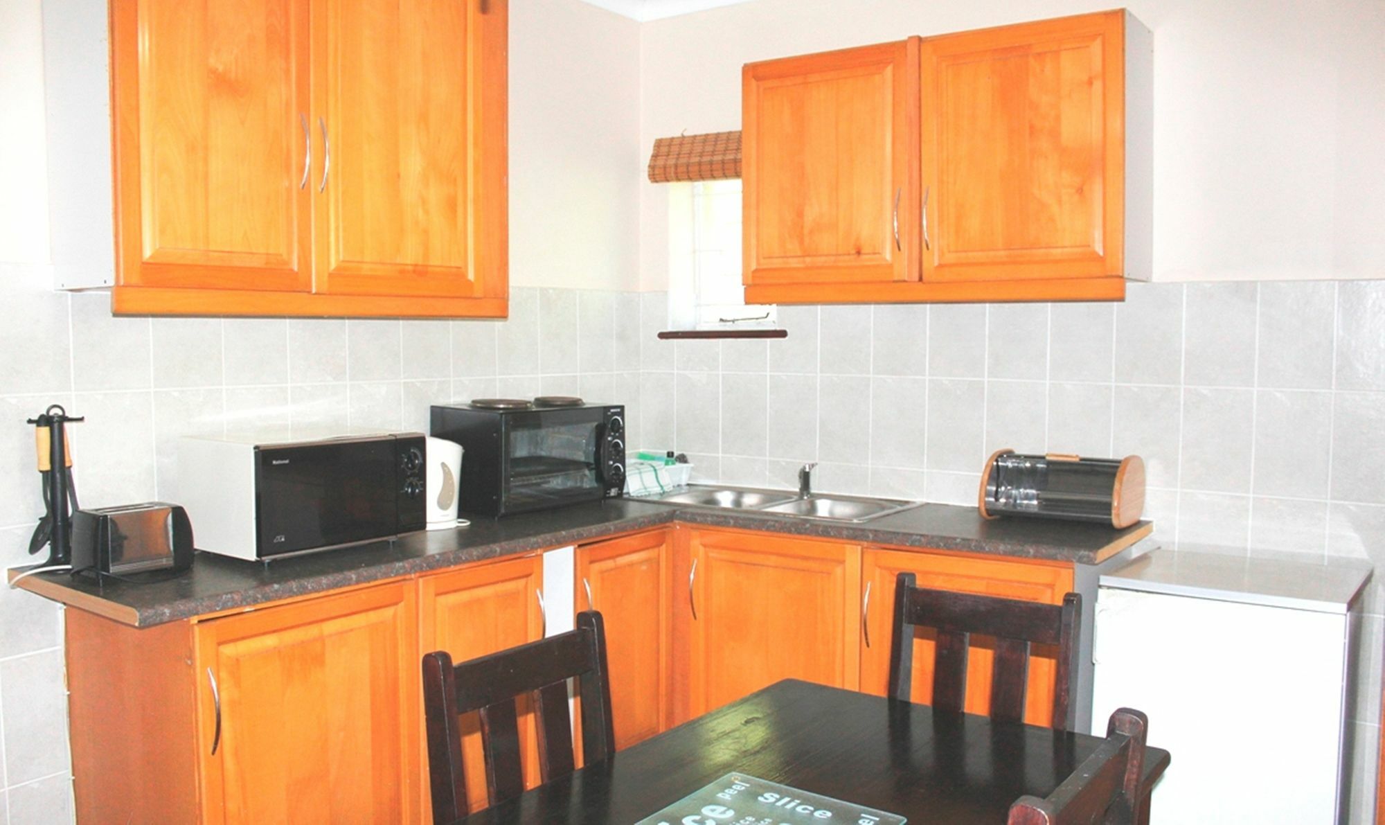 African Aquila Guest Lodge Glendinningvale エクステリア 写真